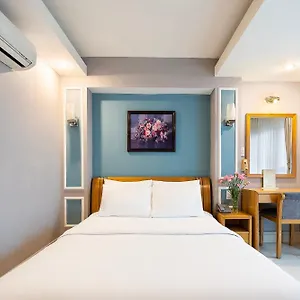 lucky-star-hotel-146-nguyen-trai.hotelsvungtau.com/